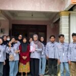 Mahasiswa KKN UM Gresik Gresik Gelar Sosialisasi Sertifikasi Halal bagi UMKM Desa Bangeran