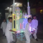 Semarak Tarhib Ramadan, MI Mutwo Tampilkan Miniatur Edukatif dalam Pawai PRM Campurejo