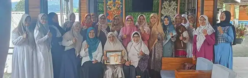 Kejutan Spesial di D’Jebrax: 38 Tahun Mengabdi, Wardah Bintangnya!