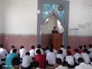 Level Orang Berpuasa Dipaparkan dalam Kultum di Baiturrahim Spemudas Paciran