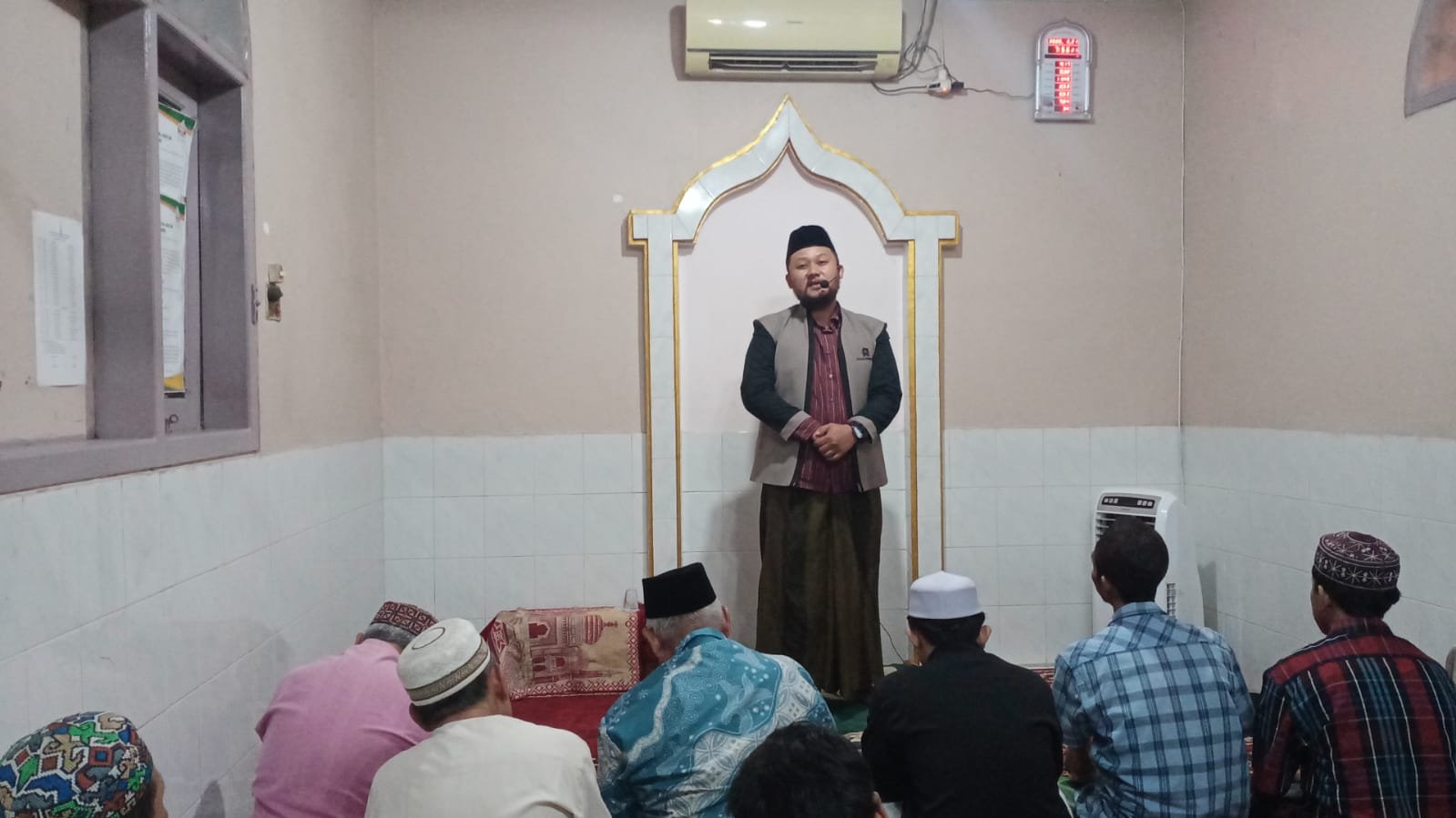 Kultum Tarawih Hari ke-5 di Mushollah Al-Jihad, Penceramah Ajak Jamaah untuk Tingkatkan Kualitas Ibadah Ramadan