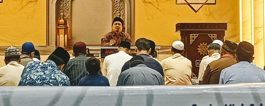 Kajian Subuh Masjid Al-Mizan Smamio: Dari Sepertiga Malam hingga Akhlak Sehari-hari