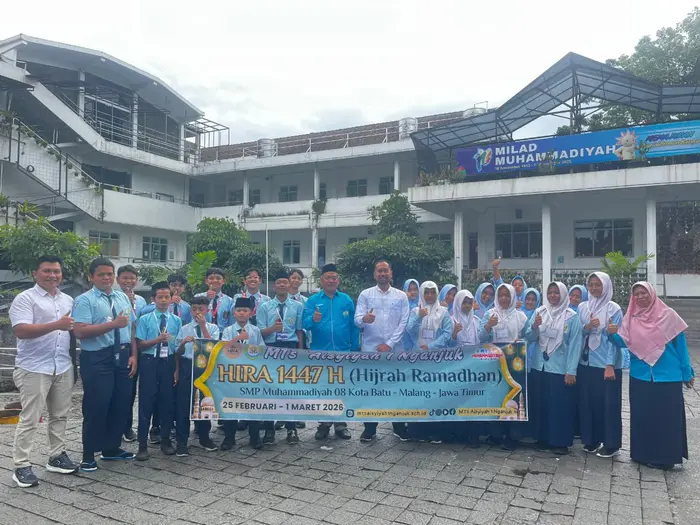 Menjemput Berkah Ramadan: Siswa MTs Aisyiyah 1 Nganjuk Ikuti Program HIRA di SMP Muhammadiyah 8 Batu
