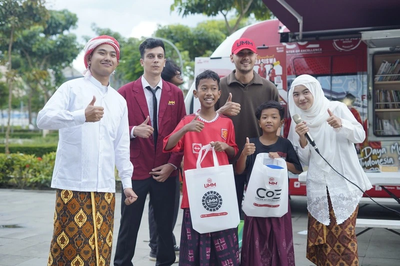 KH Ahmad Dahlan Ada di Taman Merjosari, Bikin NgabubuRead UMM Jadi Edukatif