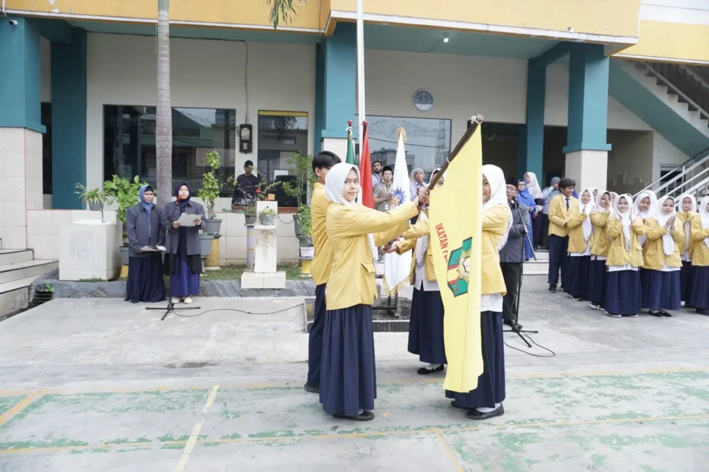 Sertijab PR IPM Jadi Laboratorium Karakter Siswa SMP MUDA