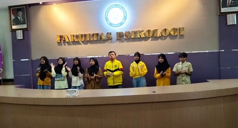 Usung Tema Anak Kreatif Menginspirasi, Sekolah Kreatif Baratajaya Sukses Gelar Ujian Tugas Akhir di Unair