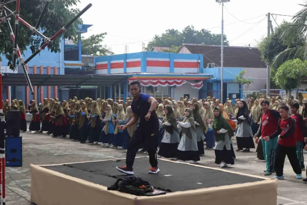 Senam Sehat Masela: Upaya Jaga Kebugaran dan Kekompakan