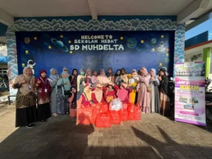 Jumat Berkah Sekolah Hebat SD Muhdelta: Menguatkan Kepedulian Sosial dan Akhlak Mulia melalui Aksi Nyata