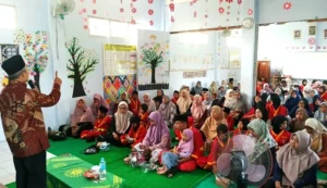SD Aisyiyah 1 Plemahan Perkuat Peran Orang Tua lewat Kajian Iwama dan Parenting