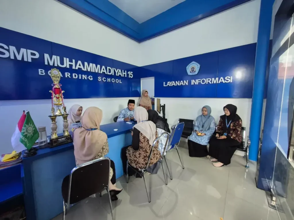Program MBS SMP Muhammadiyah 15 Surabaya Targetkan 10 Juz