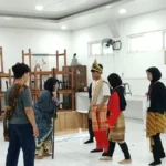 Ujian Praktik Bahasa Indonesia di SMP Muven: Siswa Hidupkan Legenda Malin Kundang