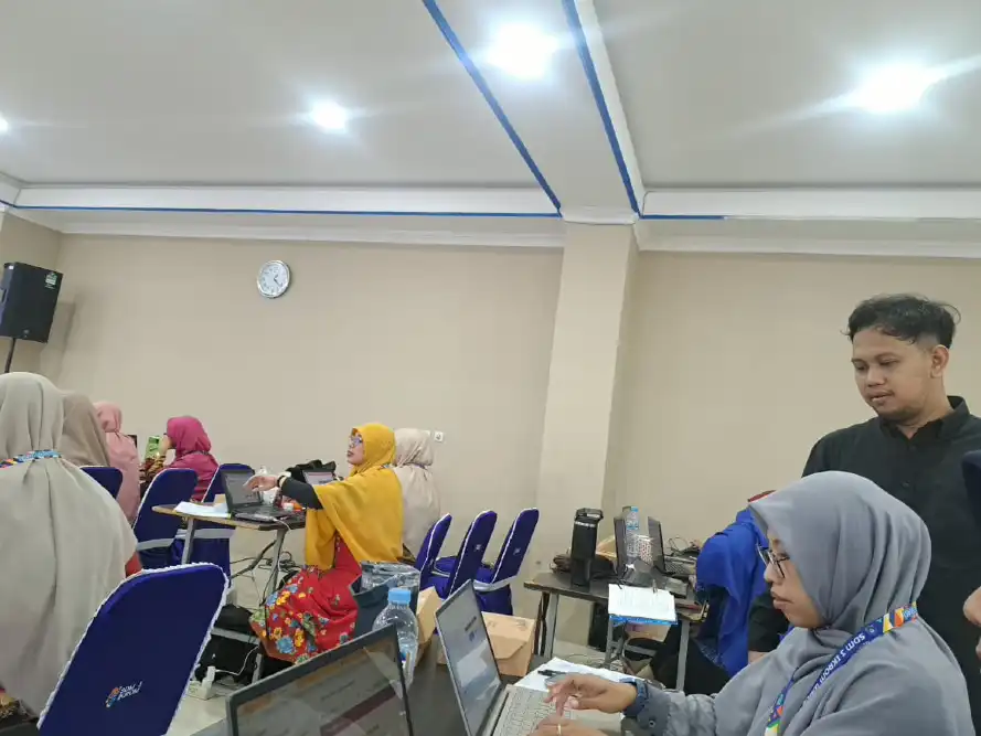 Sasar Guru Pendidik Gen Alpha, SD Ikrom Gelar Workshop Inovasi Media Pembelajaran Digital