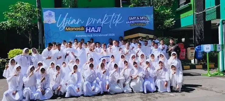 SMP Muhammadiyah 7 Surabaya Raih Skor Tertinggi Manasik Haji Massal