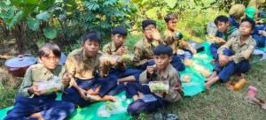 Lalui Proses Panjang, Murid SD Almadany Gresik Panen Telur Asin