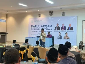 Wakil Ketua PWM Jatim Beri Penguatan Ideologi pada Darul Arqam AUM Pendidikan PCM Mulyorejo