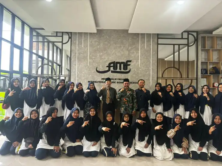 57 Santri PPI AMF Diberangkatkan ke Olimpycad di Makassar