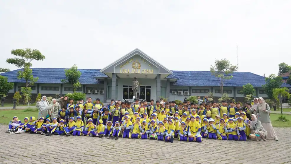 Serunya Belajar Tata Surya dan Sejarah di Museum TNI AL Loka Jala Crana