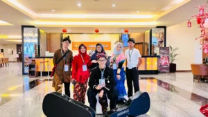 Harmoni Nawangsari Smamda Sidoarjo Menggema di Makassar, Sabet Perak OlimpicAD VIII