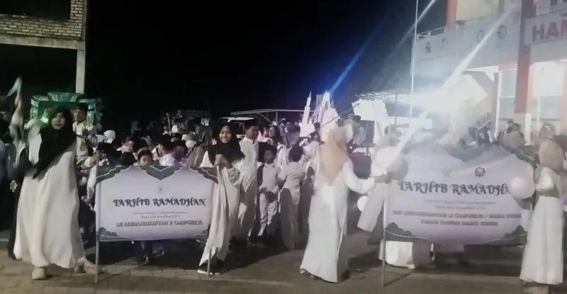 Ratusan Warga Muhammadiyah Campurejo Meriahkan Pawai Tarhib Ramadan 1447 H