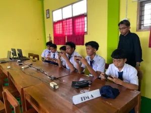 Tunjukkan Semangat Kompetisi Digital, Tim E-Sport SMP Muhammadiyah 13 Kalen Berlaga di SFESA 2026