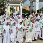 Gandeng TK Aisyiyah 8 Surabaya, SD Muhammadiyah 20 Surabaya Semarakkan Syiar Ramadan di Tugu Pahlawan