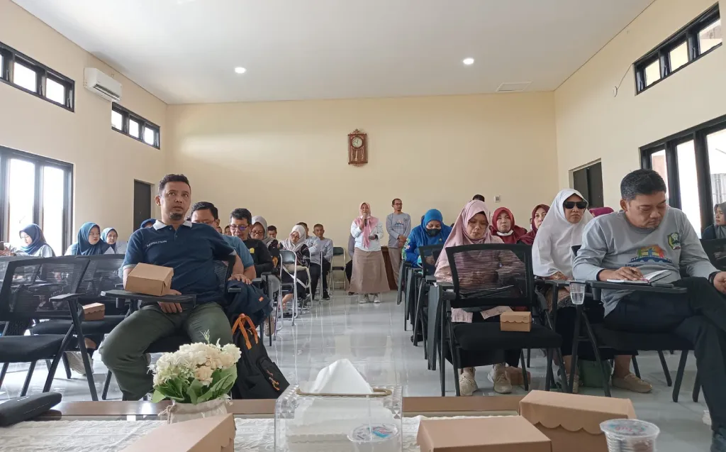 Dosen Ummad Jadi Narasumber Forum Konsultasi Publik Dinas Sosial Kabupaten Magetan