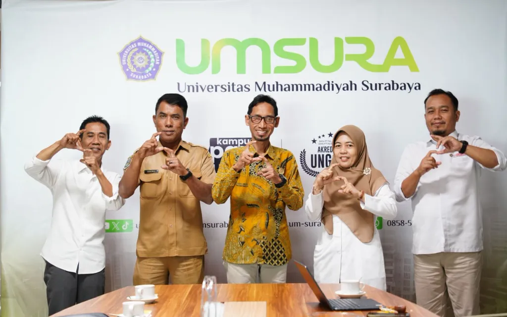 Menuju Kampus Transparan, Komisi Informaai Jatim Sambangi Umsura