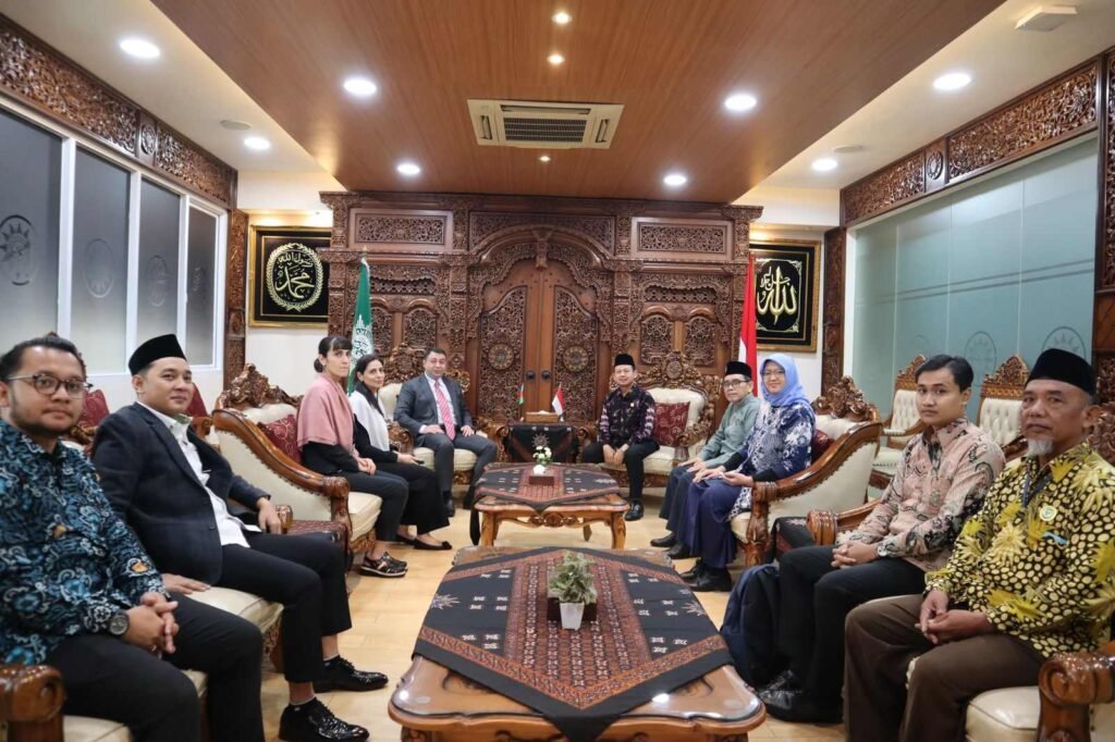 Ramadan Mempertemukan: Iftar Gathering LDK Muhammadiyah dan OIC Youth Perkuat Kolaborasi Dakwah dan Kemanusiaan