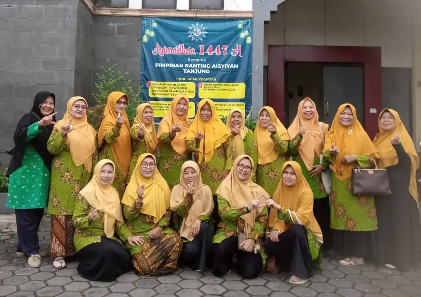 Aisyiyah Tanjung Berbagi 125 Paket Sembako di Ramadan