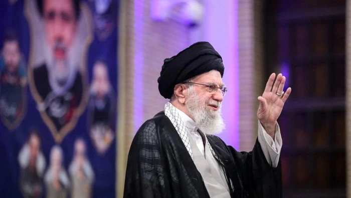 Pemimpin Tertinggi Iran Ali Khamenei Tewas, Kepemimpinan Sementara Diambil Alih Dewan Tiga Orang