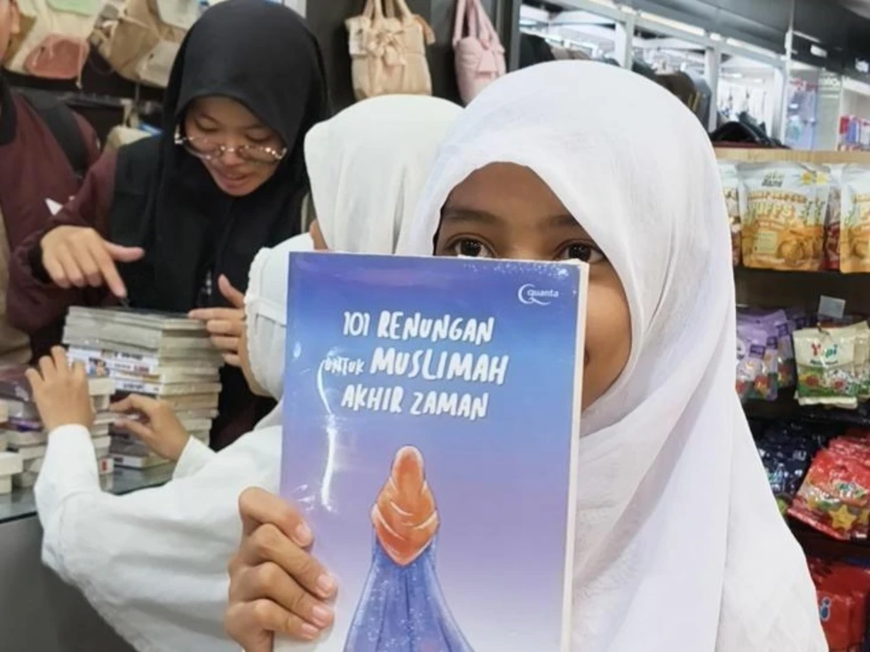 Bakti Nusa Surabaya Gelar Book Venture, Ajak Anak LKSA Berburu Buku di Gramedia (2)