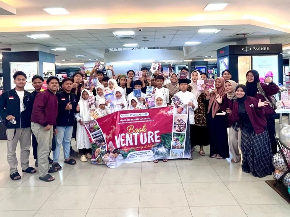 Bakti Nusa Surabaya Gelar Book Venture, Ajak Anak LKSA Berburu Buku di Gramedia