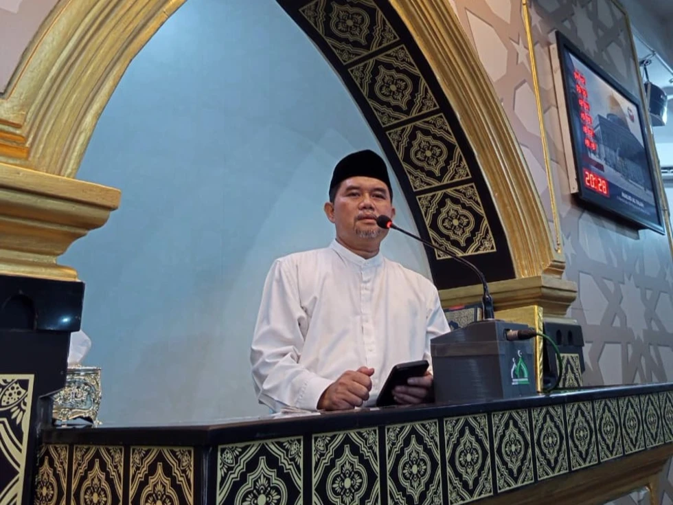 Ceramah Tarawih Faozan Amar Bahas Makna I’tikaf di Era Ketidakpastian