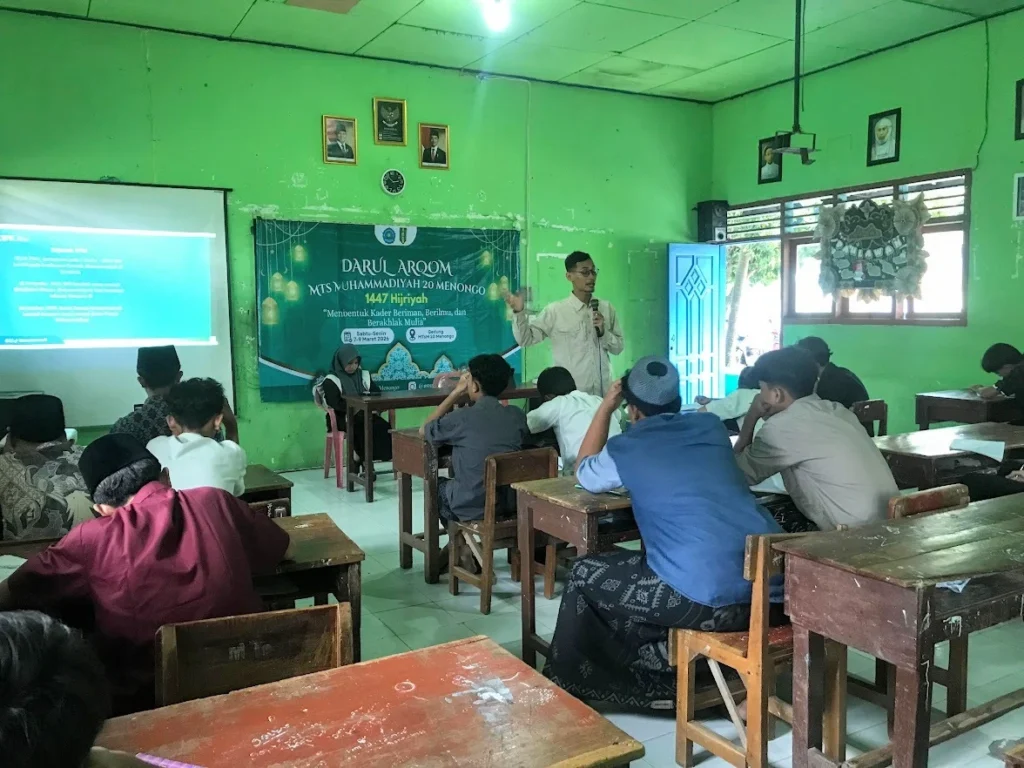 Darul Arqam MTs Muhammadiyah 20 Menongo Bahas Peran Organisasi dalam Kaderisasi IPM