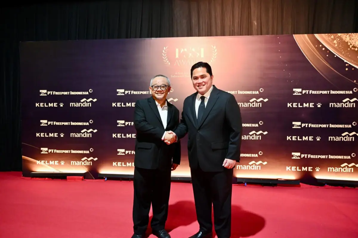 Kemendikdasmen Raih PSSI Award Program Sepak Bola Pelajar