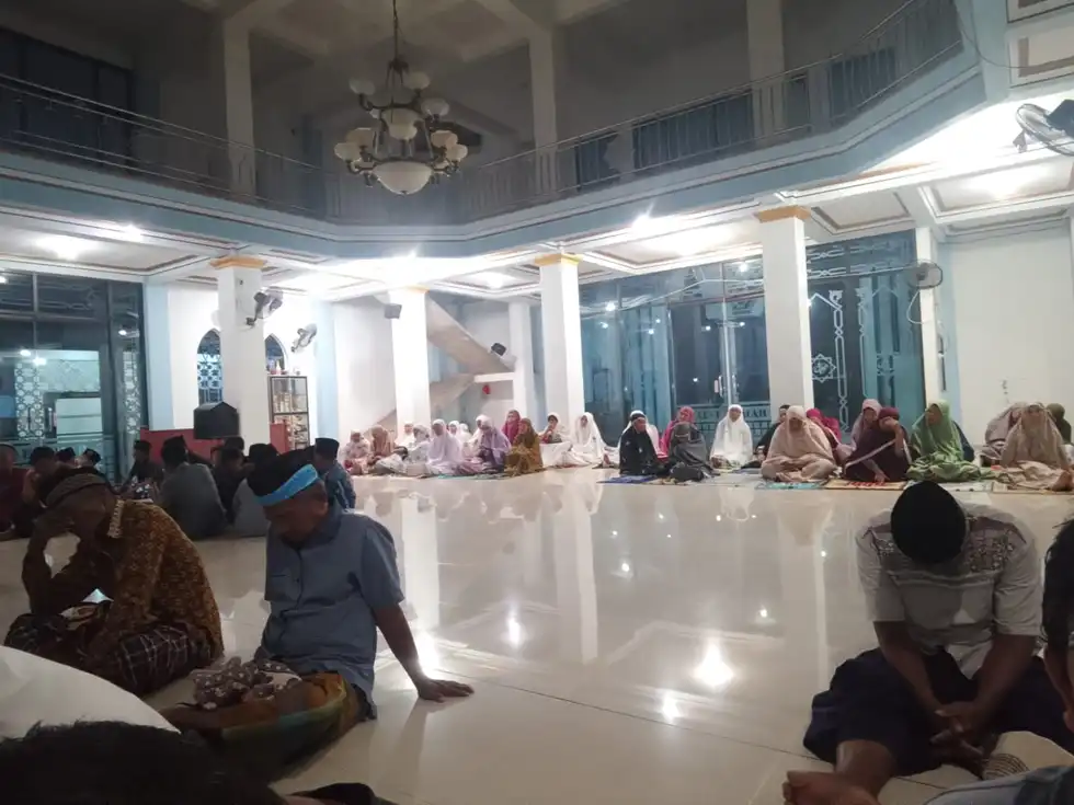 Halalbihalal Masjid Al Hikmah Wotansari Pererat Silaturahmi Jemaah