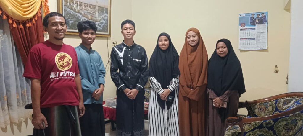Silaturahmi Peserta PDL Al-Mizan dengan Ketua RT Sekaran, Menggali Dinamika Dakwah Muhammadiyah di Tengah Masyarakat