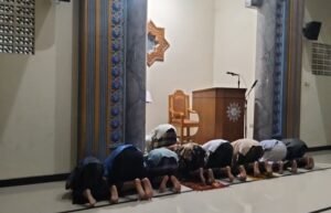 Malam-Malam Penuh Hikmah di Cungkup: Santri PDL Al-Mizan Hidupkan I’tikaf dan Qiyamul Lail Bersama Warga