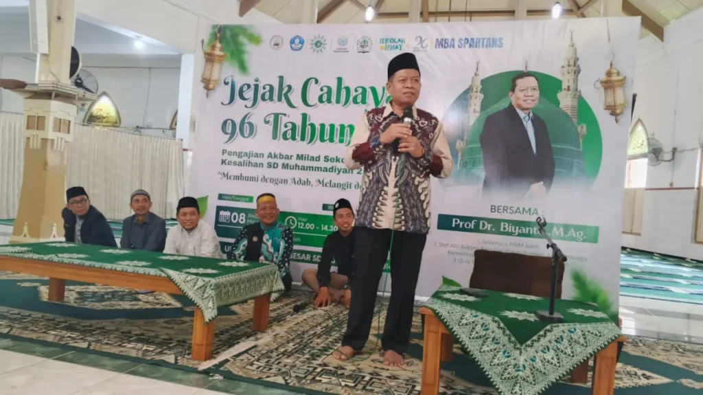 Jejak Cahaya 96 Tahun, Milad SD Muhammadiyah 2 Surabaya Gelar Pengajian Akbar