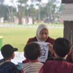 Korps Immawati Sidoarjo Beri Edukasi Kreatif Anak Self Street Child dalam Kegiatan RTL IMM An-Nur Umsida