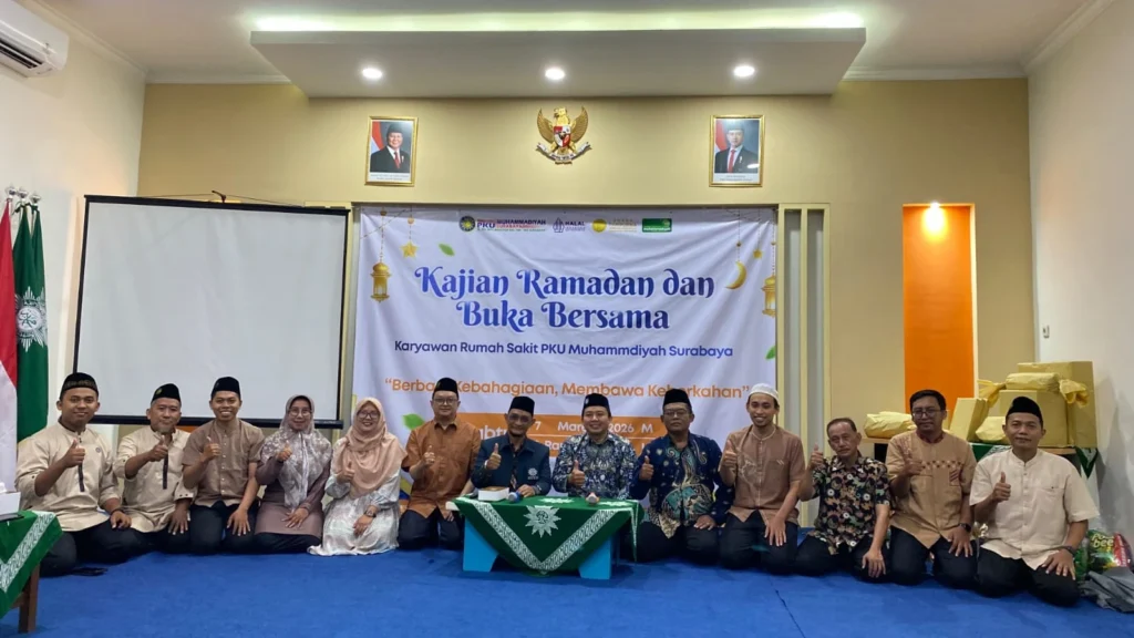 Karyawan RS PKU Muhammadiyah Surabaya Ikuti Kajian Ramadan dan Buka Bersama