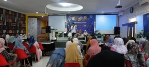 Lansia Dapat Edukasi Tulang Sehat dalam Kegiatan PRA Sukorejo