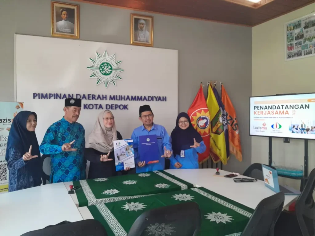 LazisMu Depok dan BPRS Al Hijrah Amanah Teken MoU Pengelolaan Zakat