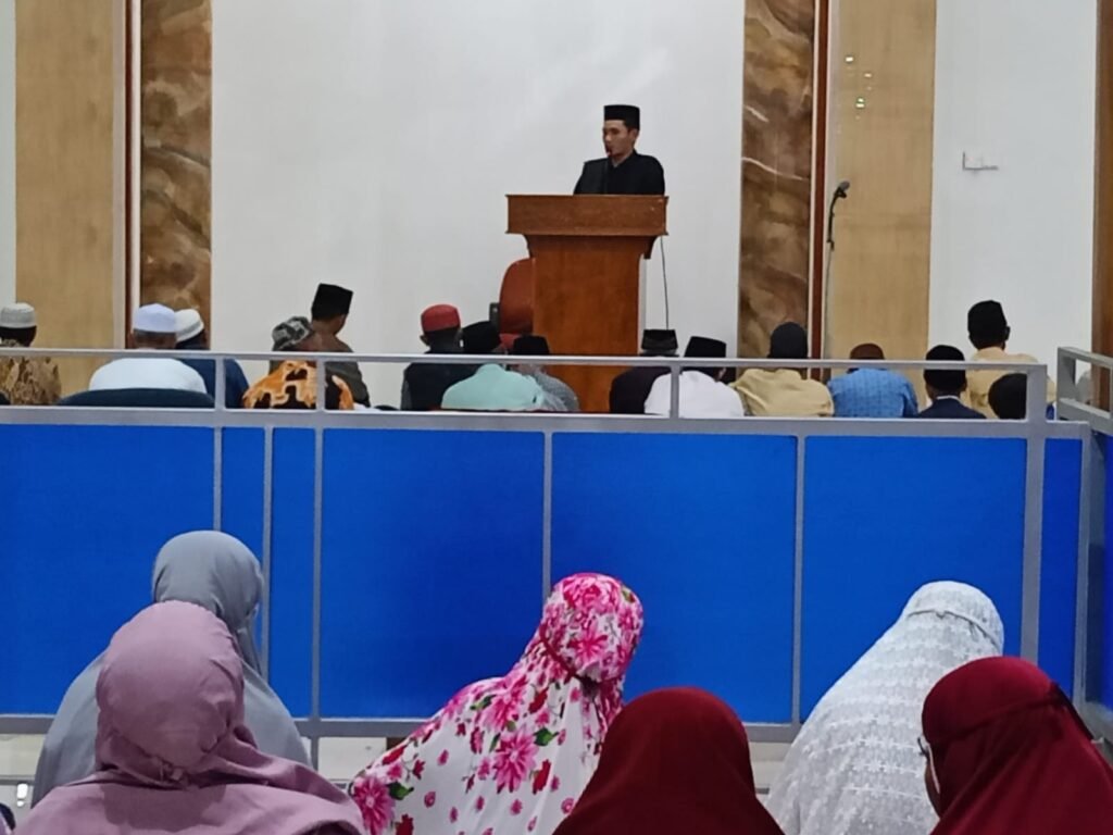 Gerhana Bulan Total, Jama’ah Darul Falah Semangat Laksanakan Shalat