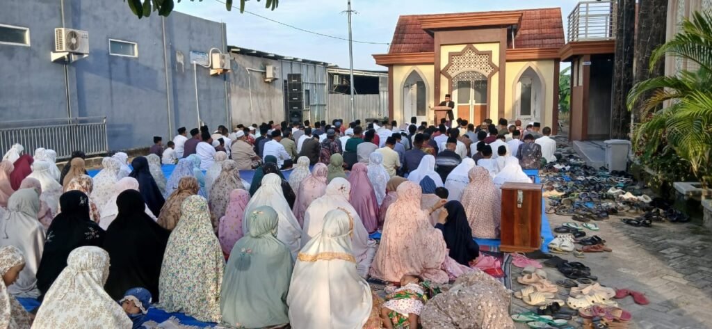Ini Pesan Bupati Bojonegoro dalam Salat Idul Fitri PRM Kemamang