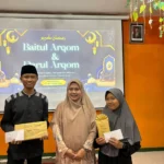 Lomba Cerdas Cermat Warnai Baitul Arqom SMA Muhammadiyah 7 Surabaya