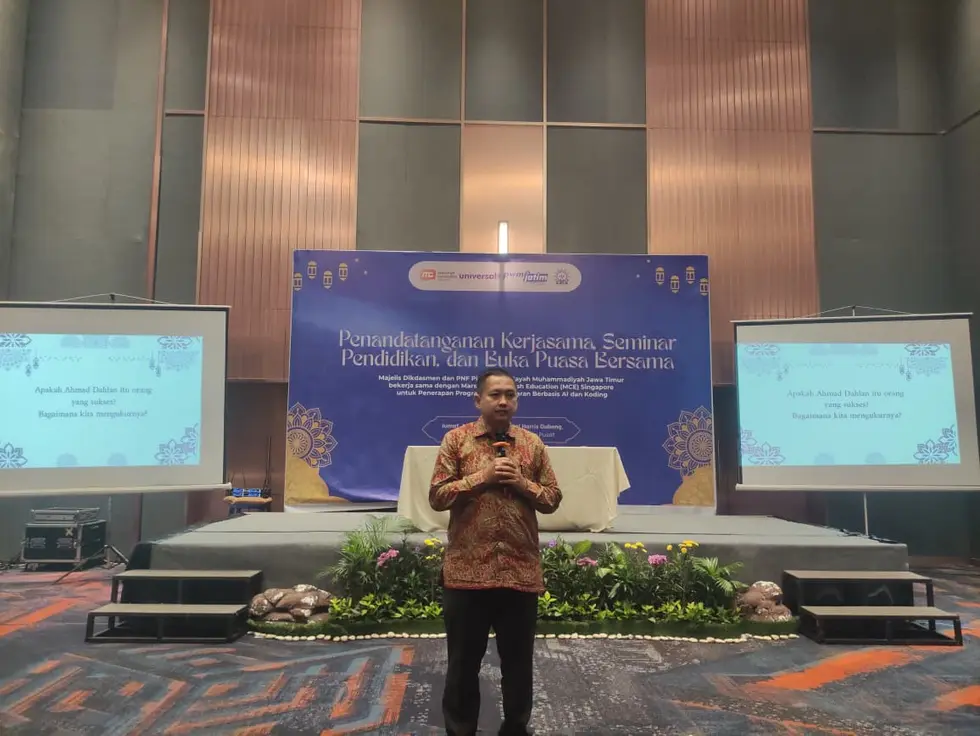 Menjelang Berbuka, Dr. Eko Hardiansyah Paparkan Segitiga Sukses Ahmad Dahlan