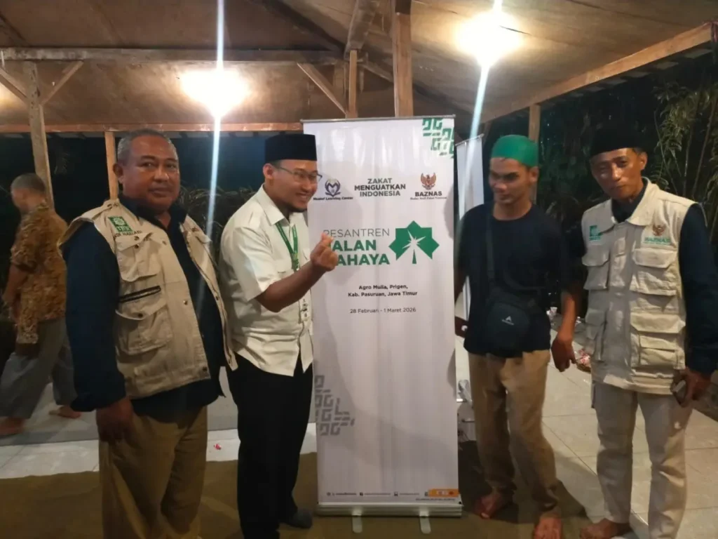 Pesantren Jalan Cahaya Perkuat Aqidah dan Ukhuwah Antar Komunitas Surabaya