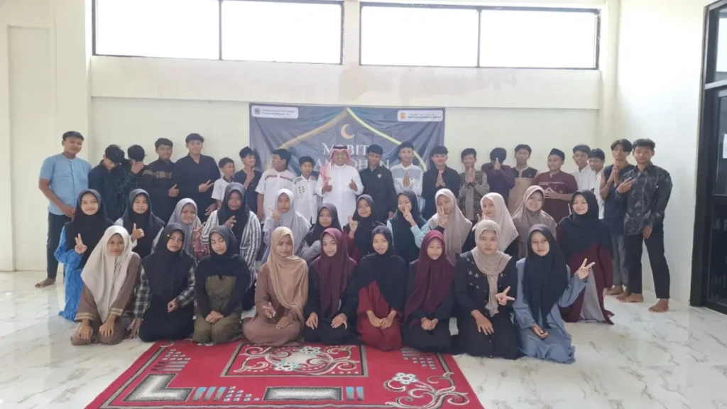 MABIT Ramadan SMP Muhammadiyah 8 Gresik Hadirkan Kajian Fiqih Puasa