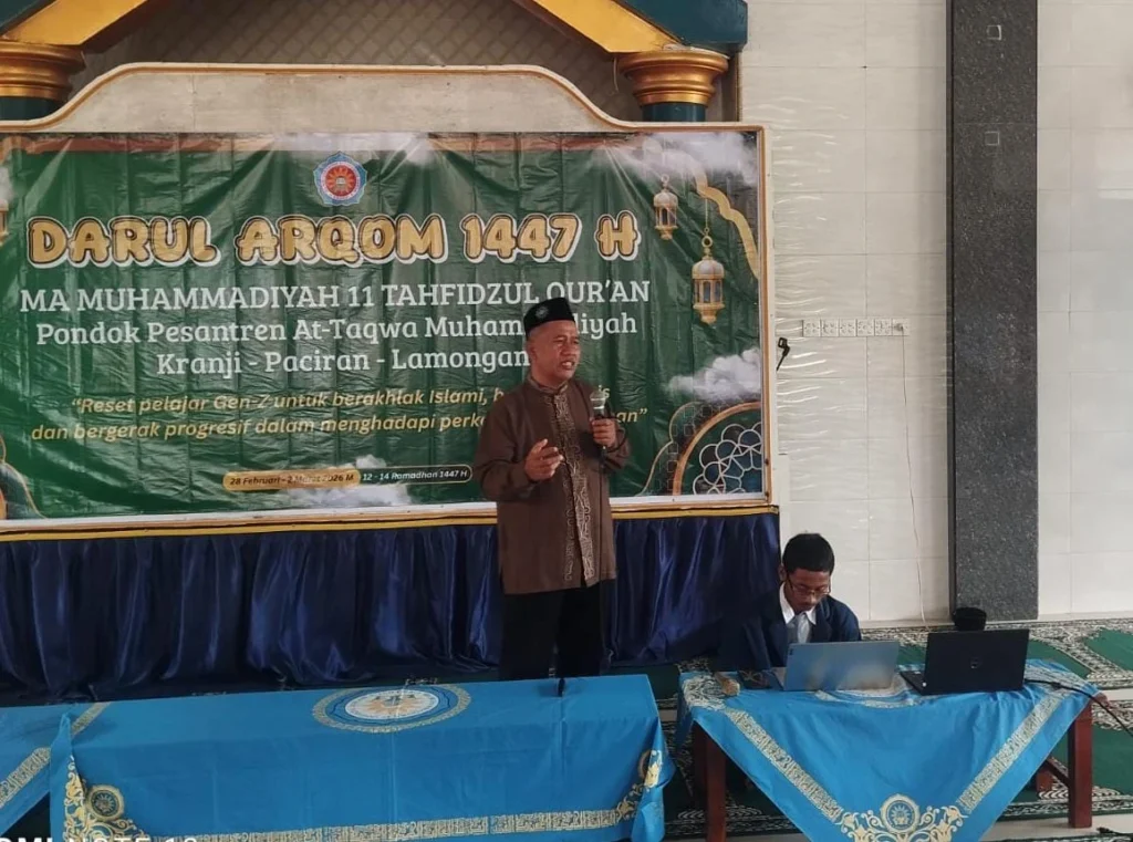 Santri At-Taqwa Kranji Ikuti Pelatihan Literasi Media Sosial